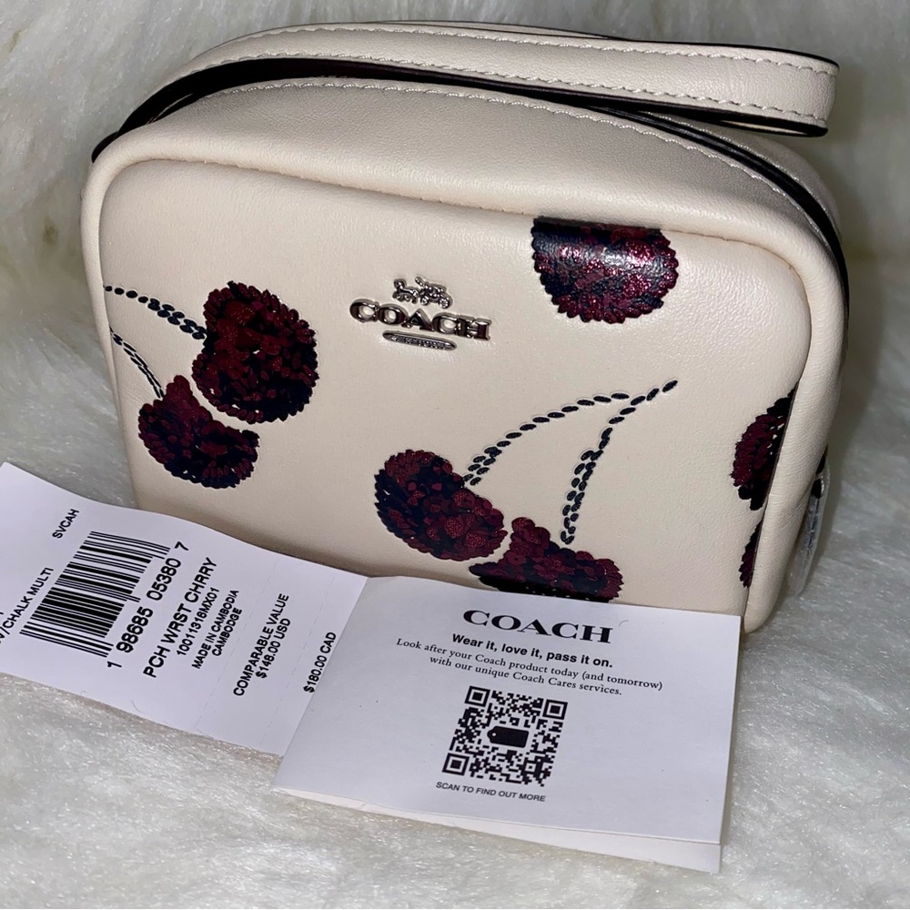 Coach Cherry print π wristlet pouch New - Picture 2 of 13